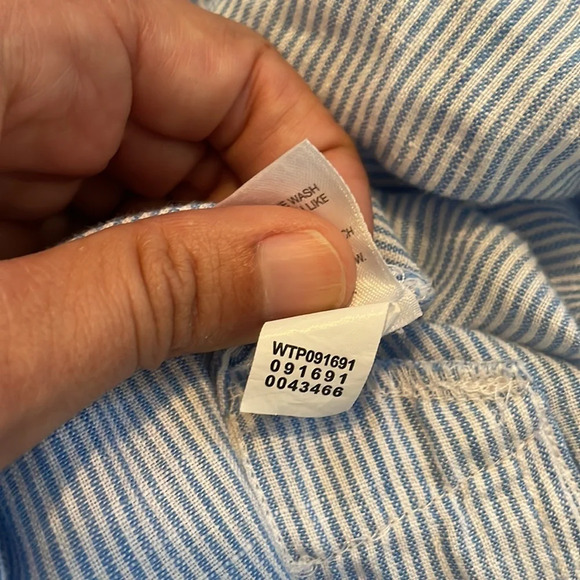 J Jill | Linen Pinstripe Tunic Cover Top - Picture 9 of 9